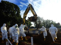 Satgas Sulsel Kewalahan Urus Jenazah COVID-Membusuk, 1 Mayat Butuh 2 Jam