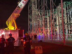 Niat Hati Seru-seruan, Eh Malah Terjebak 2 Jam di Roller Coaster