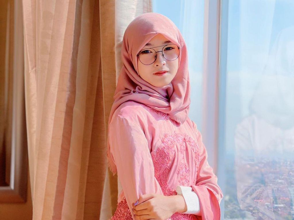 Seleb TikTok Pesta Ultah Saat PPKM di Bekasi Diperiksa Polisi, Ini Hasilnya Seleb TikTok Pesta Ultah Saat PPKM di Bekasi Diperiksa Polisi, Ini Hasilnya
