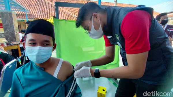 99 Ribu Anak di Majalengka Bakal Disuntik Vaksin COVID-19