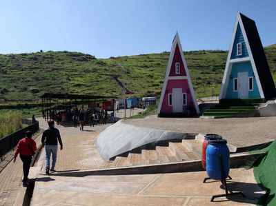 Bikin Enjoy, Vaksinasi Asyik di Tempat Piknik