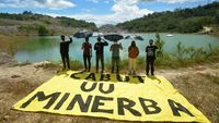 Aksi Cabut UU Minerba di Tambang Batubara
