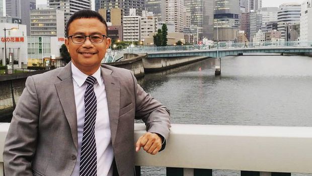 Artis Jadi PNS