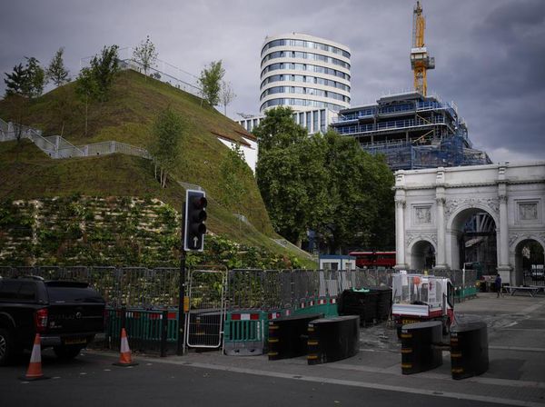 Tinggal Kenangan, Bukit Buatan Rp 40 M di London Resmi Ditutup