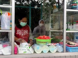 Dari Buah Impor ke Salad Buah, Kiat Ibu di Pacitan Bertahan Saat Pandemi