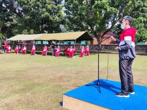 Paskibraka dari 34 Provinsi Mulai Latihan di Lapangan PPPON Cibubur Paskibraka dari 34 Provinsi Mulai Latihan di Lapangan PPPON Cibubur