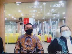 Selain Kontraktor, Bank Daerah Juga Dimintai Nurdin Rp 400 Juta Untuk Masjid Selain Kontraktor, Bank Daerah Juga Dimintai Nurdin Rp 400 Juta Untuk Masjid