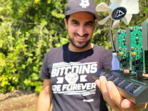 Pria Ini Punya Tambang Bitcoin Mini, Listrik Nebeng Starbucks