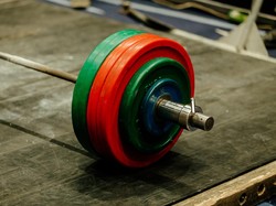 Sederet Kasus Tragis Meninggal Akibat Tertimpa Barbel, Ada dari Indonesia