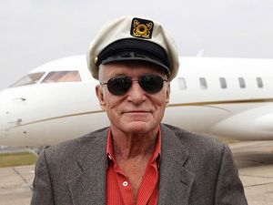 Mendiang Bos Playboy Dituduh Predator Seks, Mantan Pacar Buka Suara Mendiang Bos Playboy Dituduh Predator Seks, Mantan Pacar Buka Suara