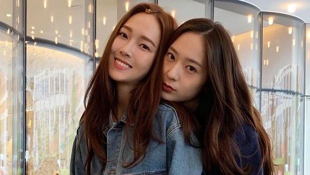 Jessica dan Krystal / Foto : instagram.com/vousmevoyez