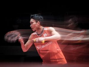 Lebih Dekat dengan Pebulutangkis Nomor Satu Dunia Kento Momota