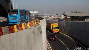 Masuk GT Cileunyi Bisa Lintasi Simpang Susun