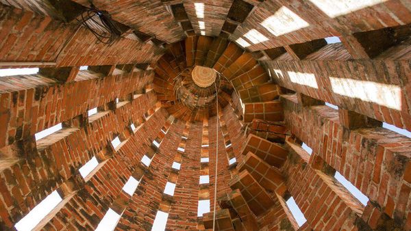 Megahnya Gereja dari Batu Bata di Uruguay