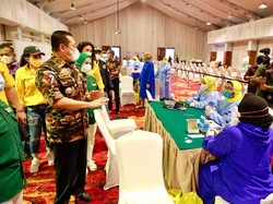 Bamsoet Minta Pemerintah Optimalkan Pemberian Vaksin Booster buat Nakes