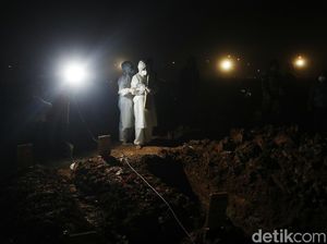 Kematian Covid-19 RI Tembus 100 Ribu, Jadi Negara ASEAN Pertama!