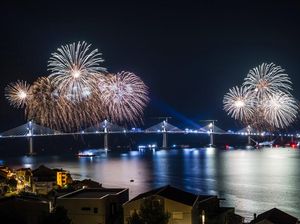 Pesta Kembang Api Meriahkan Peresmian Jembatan Buatan China di Kroasia
