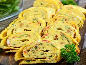 Masak Masak: Resep Omelet Gulung Korea yang Gurih Mulur Masak Masak: Resep Omelet Gulung Korea yang Gurih Mulur