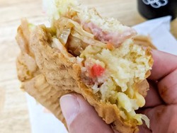 Uniknya Kreasi Taiyaki Gurih dengan Isian Okonomiyaki