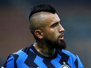 Viral Video Pemain Inter Milan Mabuk, Jungkir Balik di Atas Mobil