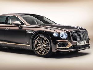Bentley Flying Spur Hybrid Odyssean, Mobil Mewah Juga Bisa Ramah Lingkungan