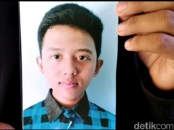 Keluarga Berharap Penumpang Kapal Feri yang Terjun di Selat Bali Selamat