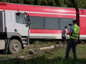 Kereta Tujuan Berlin Tergelincir di Polandia, 8 Orang Terluka