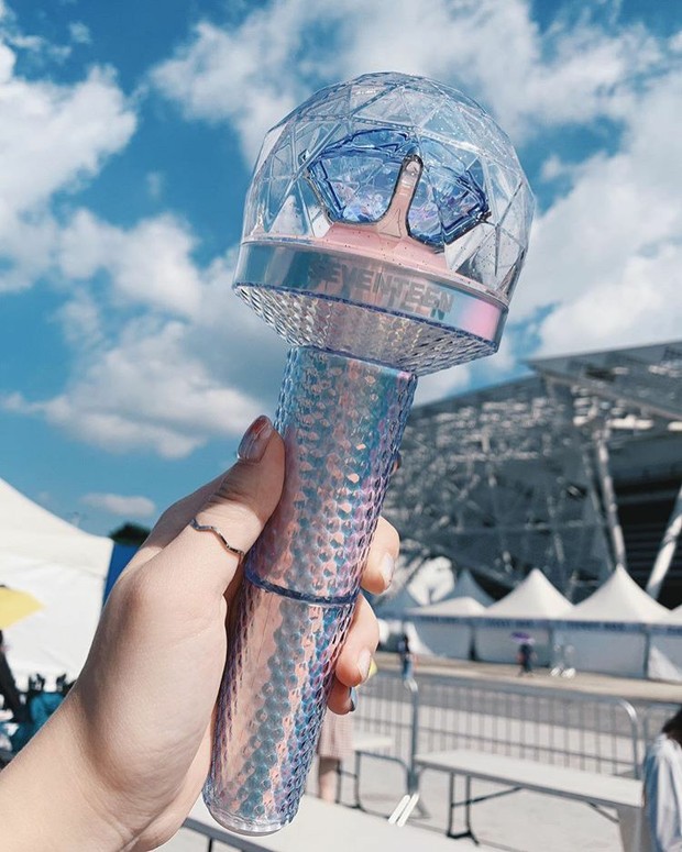 Lighstick seventeen/Foto: Pinterest/bellagriffo Lighstick seventeen