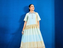 Foto Berkebaya Ini yang Bikin Nindy Ayunda Disebut Sudah Nikah Siri