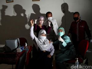 Potret Vaksinasi COVID-19 untuk Anak Berkebutuhan Khusus di Jakarta