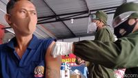 Ratusan Warga Binaan di Lapas Klaten Disuntik Vaksin COVID-19