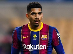 Bek Muda Barcelona Ini Mengaku Makin Matang