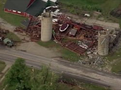 Rumah-rumah di Wisconsin AS Hancur Diamuk Badai