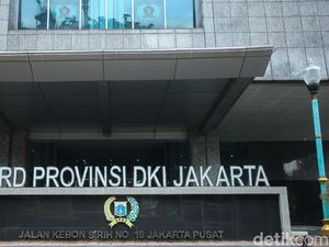 DPRD DKI Sahkan KUPA PPAS APBD 2021 Rp 79,52 Triliun DPRD DKI Sahkan KUPA PPAS APBD 2021 Rp 79,52 Triliun