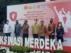 Luncurkan Vaksinasi Merdeka, Kapolda Metro Target 3 Juta Warga Divaksin