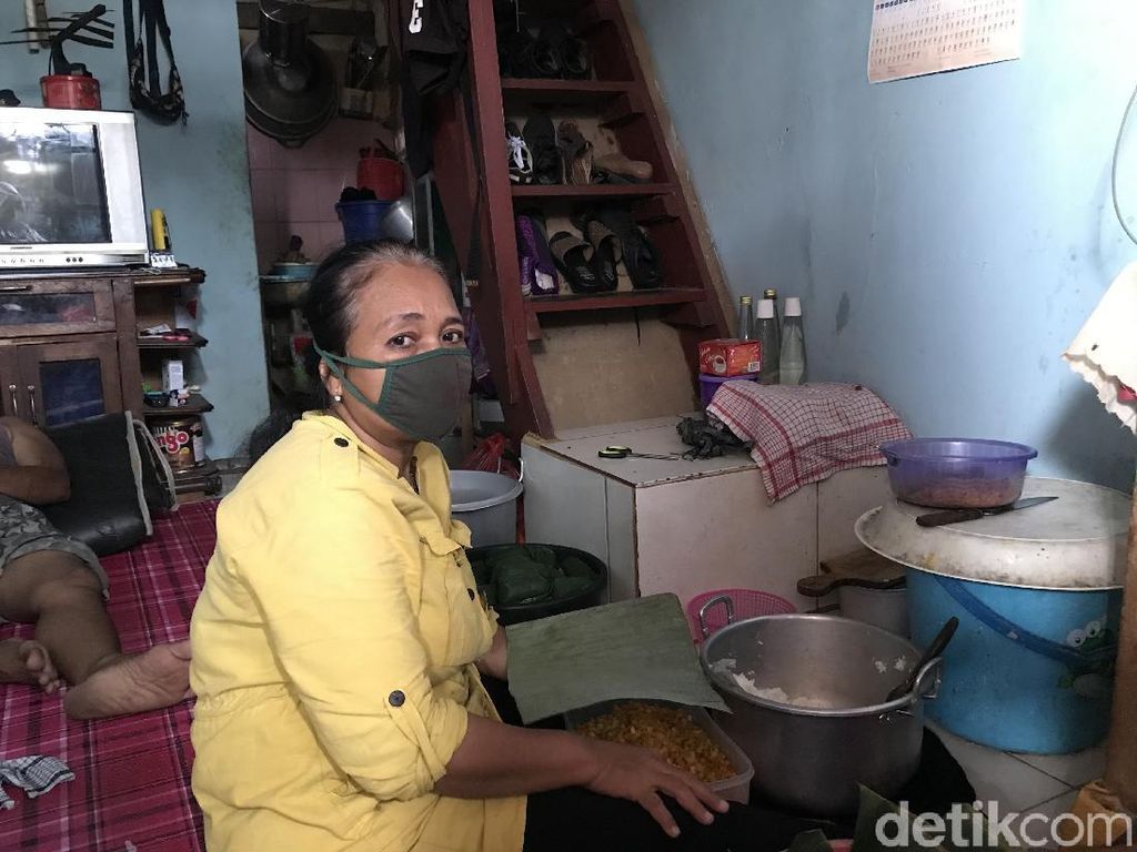 Warga Kampung Pulo Curhat Belum Dapat Bansos, Ini Kata Dinsos DKI Warga Kampung Pulo Curhat Belum Dapat Bansos, Ini Kata Dinsos DKI