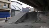 Siap-siap Meluncur di Skatepark Cipendawa Bekasi