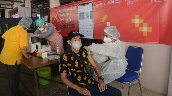 Jemput Bola jadi Cara Pemprov DKI Kebut Vaksinasi