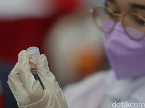 Beragam Alasan Orang RI Nggak Mau Divaksin Corona