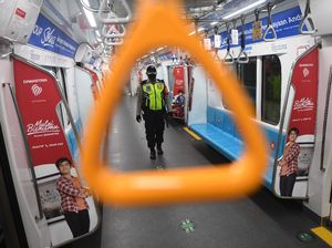 Selama PPKM Level 3, Penumpang MRT Melonjak 237%! Selama PPKM Level 3, Penumpang MRT Melonjak 237%!