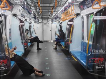 PPKM Bikin Penumpang MRT Anjlok 90 Persen