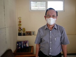 Mantan Dosen Ini Rajin Buka Mobile JKN untuk Cek Riwayat Pembayaran