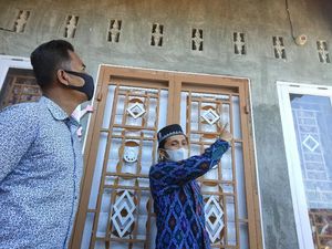 Polisi Cek Rekaman CCTV Sosok Putih Misterius di Sumut, Ini Hasilnya Polisi Cek Rekaman CCTV Sosok Putih Misterius di Sumut, Ini Hasilnya