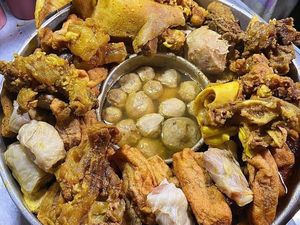 Ini 5 Bakso Topping Jeroan yang Komplet, Ada Babat hingga Usus Sapi! Ini 5 Bakso Topping Jeroan yang Komplet, Ada Babat hingga Usus Sapi!