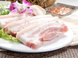Muslim Boleh Makan Babi dalam Kondisi Tertentu dan Aksi Suami Protes Masakan Istri Muslim Boleh Makan Babi dalam Kondisi Tertentu dan Aksi Suami Protes Masakan Istri