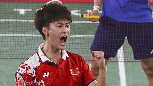 Tokyo 2020 Olympics - Badminton - Women's Singles - Gold medal match - MFS - Musashino Forest Sport Plaza, Tokyo, Japan – August 1, 2021.  Chen Yufei of China reacts during the match against Tai Tzu-Ying of Taiwan. REUTERS/Hamad I Mohammed