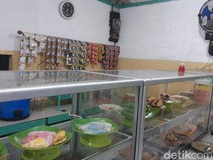 Curhat Penjual Warteg di Jakarta: PPKM Level 4 Jangan Diperpanjang! Curhat Penjual Warteg di Jakarta: PPKM Level 4 Jangan Diperpanjang!