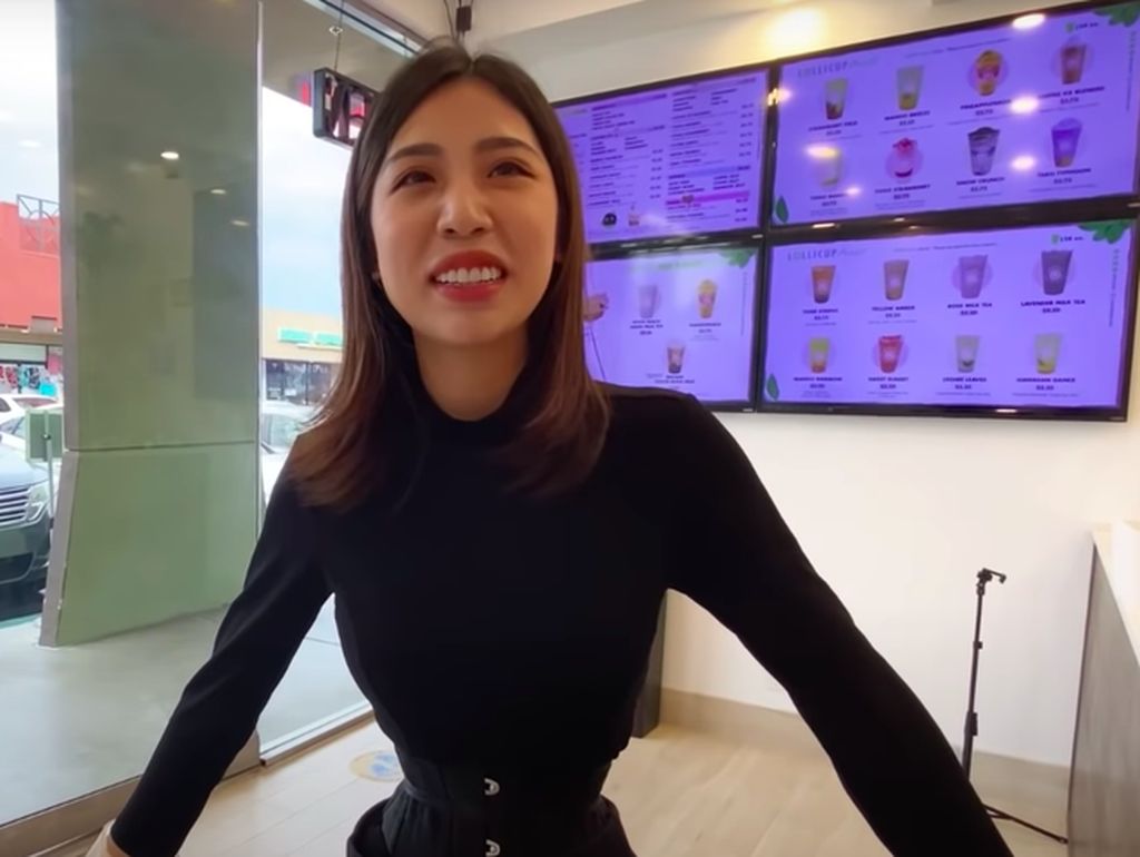 Ambisius Punya Pinggang Super Kecil, Wanita Ini Hanya Makan Sekali Sehari Ambisius Punya Pinggang Super Kecil, Wanita Ini Hanya Makan Sekali Sehari
