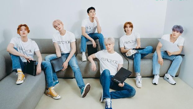 Boyband Korea Selatan, ASTRO, rilis album SWITCH ON, Agustus 2021.