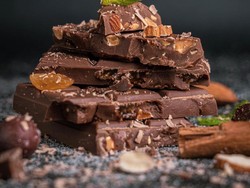 Bangga! Indonesia Punya Pemakan Cokelat Bersertifikat Internasional Bangga! Indonesia Punya Pemakan Cokelat Bersertifikat Internasional